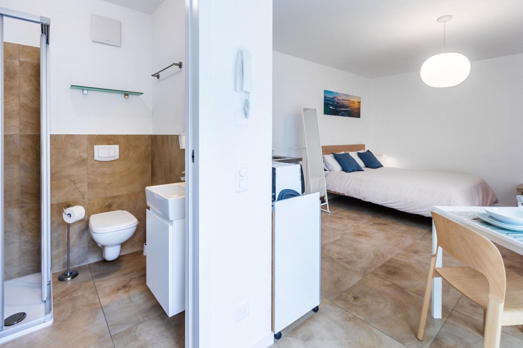 Easy Flat Vezia, Indipendent Entrance, Free Parking Apartamento Lugano